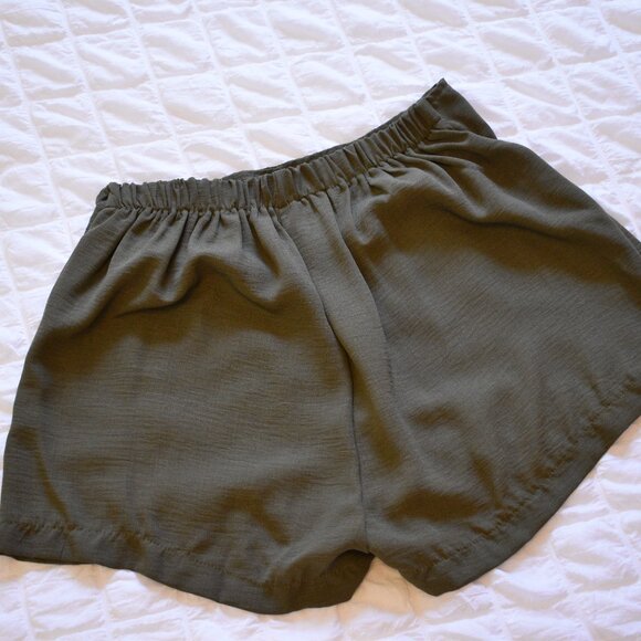 CLOSING SALE! 
Olive Green Skort - Picture 3 of 3